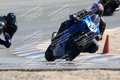 media/Mar-12-2022-SoCal Trackdays (Sat) [[152081554b]]/Turn 10 (130pm)/